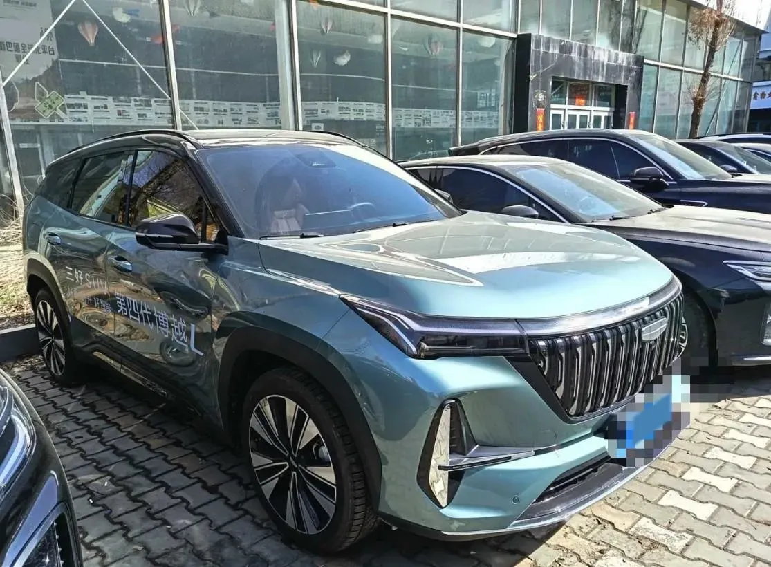 2025 Geely StarRay 1.5T 181HP L4 7DCT,autocango,china used car exporter,china ev exporter,chinese used car exporter,chinese used ev exporter