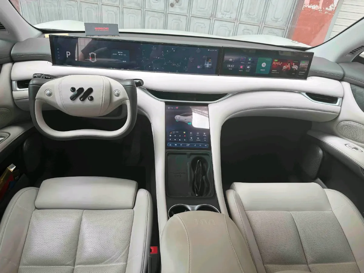 2023 IM LS6 BEV 71KWH,autocango,china used car exporter,china ev exporter,chinese used car exporter,chinese used ev exporter