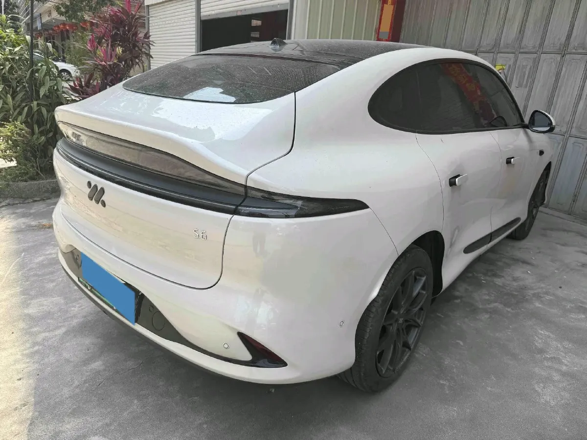 2023 IM LS6 BEV 71KWH,autocango,china used car exporter,china ev exporter,chinese used car exporter,chinese used ev exporter