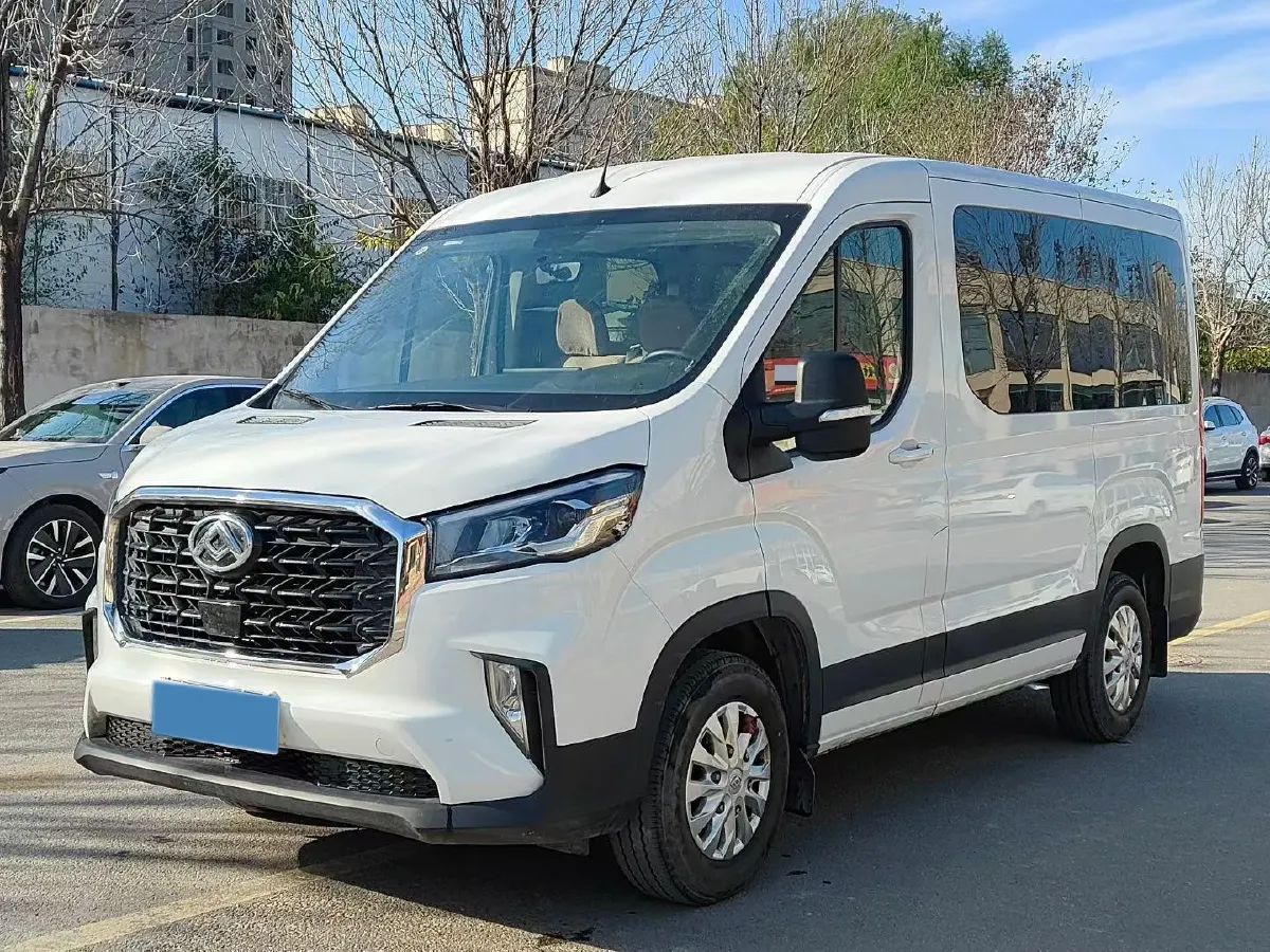 2022 JMC YuHu 9 2.0T 220HP L4 6MT,autocango,china used car exporter,china ev exporter,chinese used car exporter,chinese used ev exporter