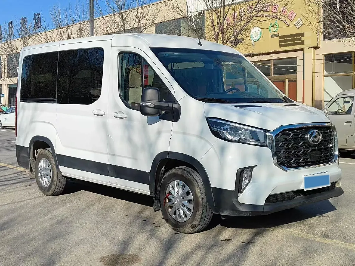 2022 JMC YuHu 9 2.0T 220HP L4 6MT,autocango,china used car exporter,china ev exporter,chinese used car exporter,chinese used ev exporter