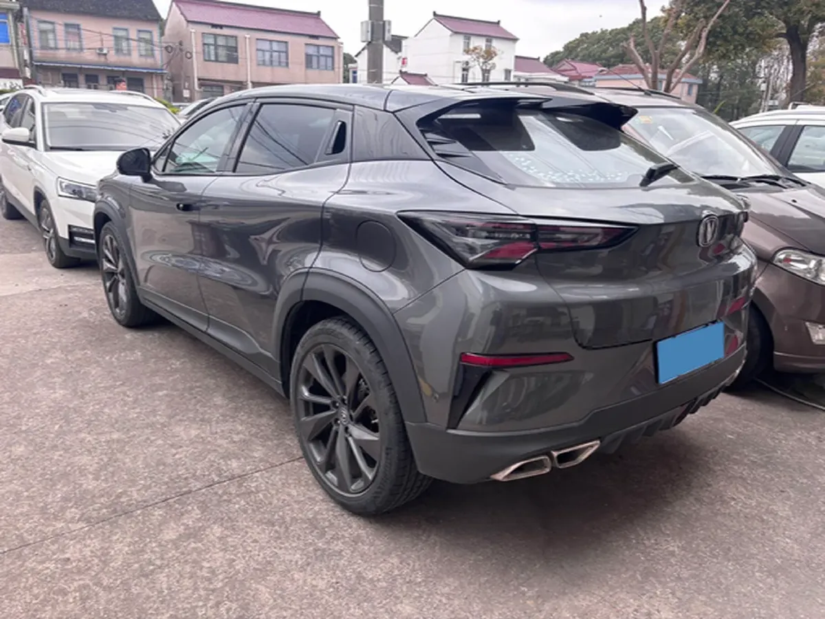2021 ChangAn UNI-T 1.5T 180HP L4 7DCT,autocango,china used car exporter,china ev exporter,chinese used car exporter,chinese used ev exporter