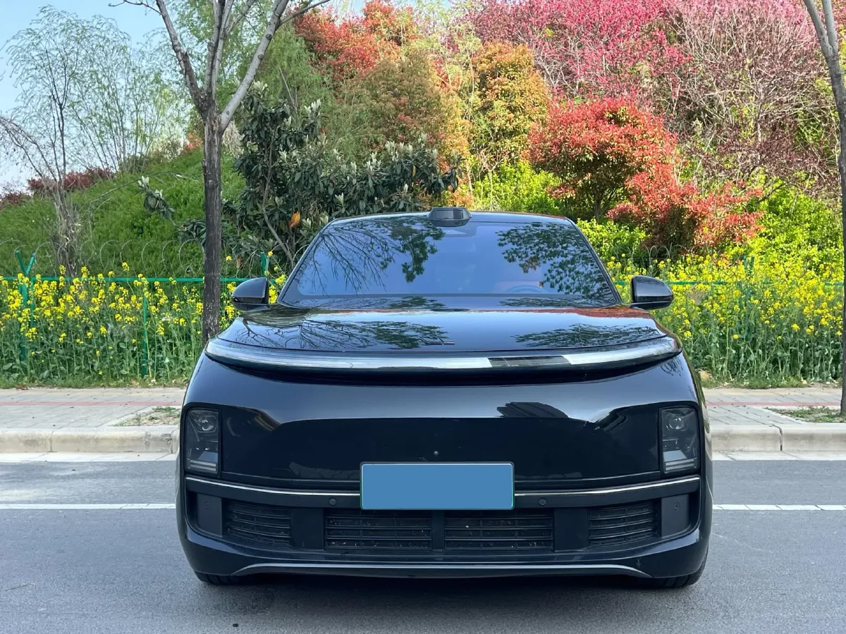 2022 Li L9 Range Extended 154HP REEV 42.6KWH,autocango,china used car exporter,china ev exporter,chinese used car exporter,chinese used ev exporter