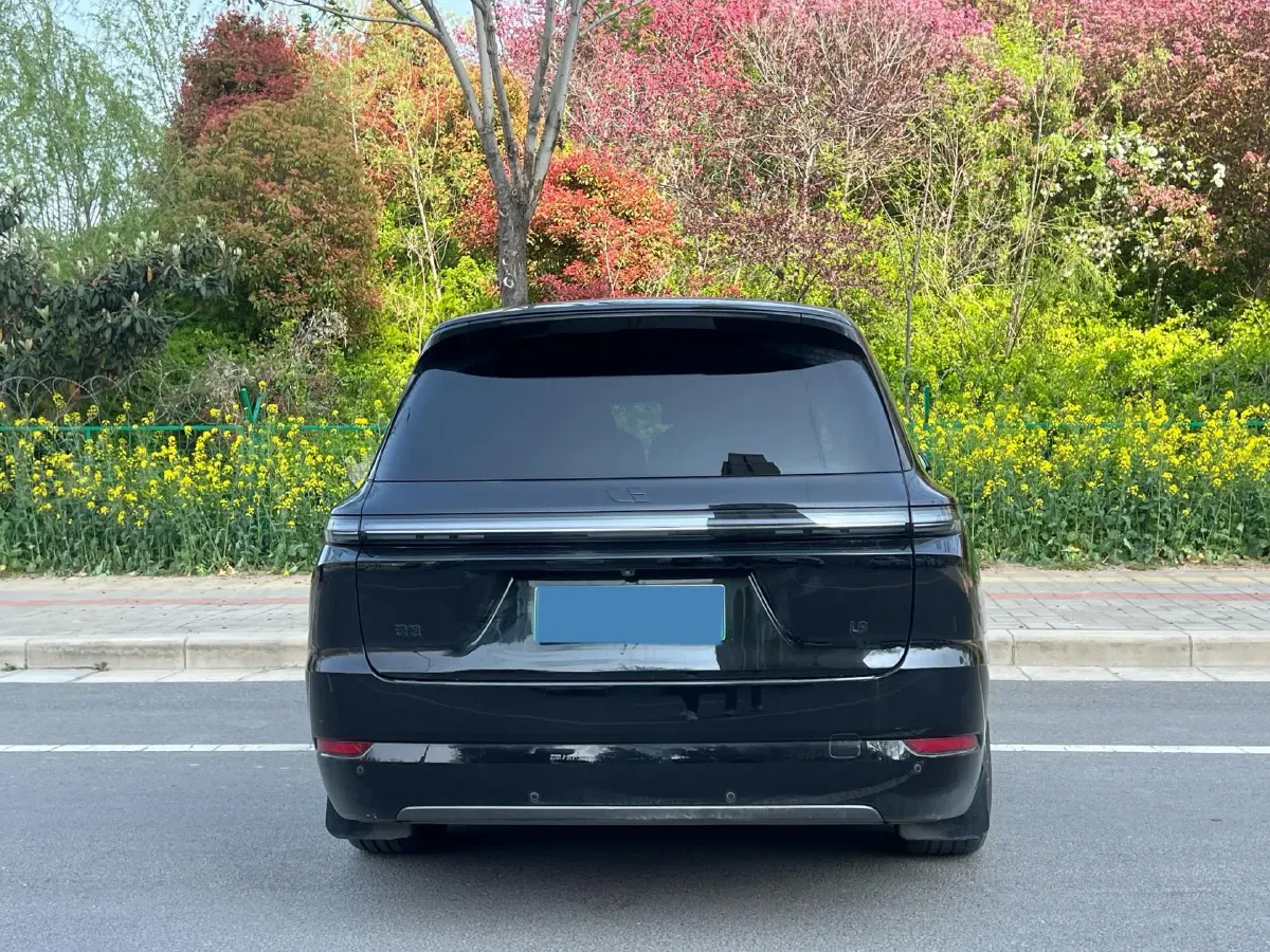 2022 Li L9 Range Extended 154HP REEV 42.6KWH,autocango,china used car exporter,china ev exporter,chinese used car exporter,chinese used ev exporter