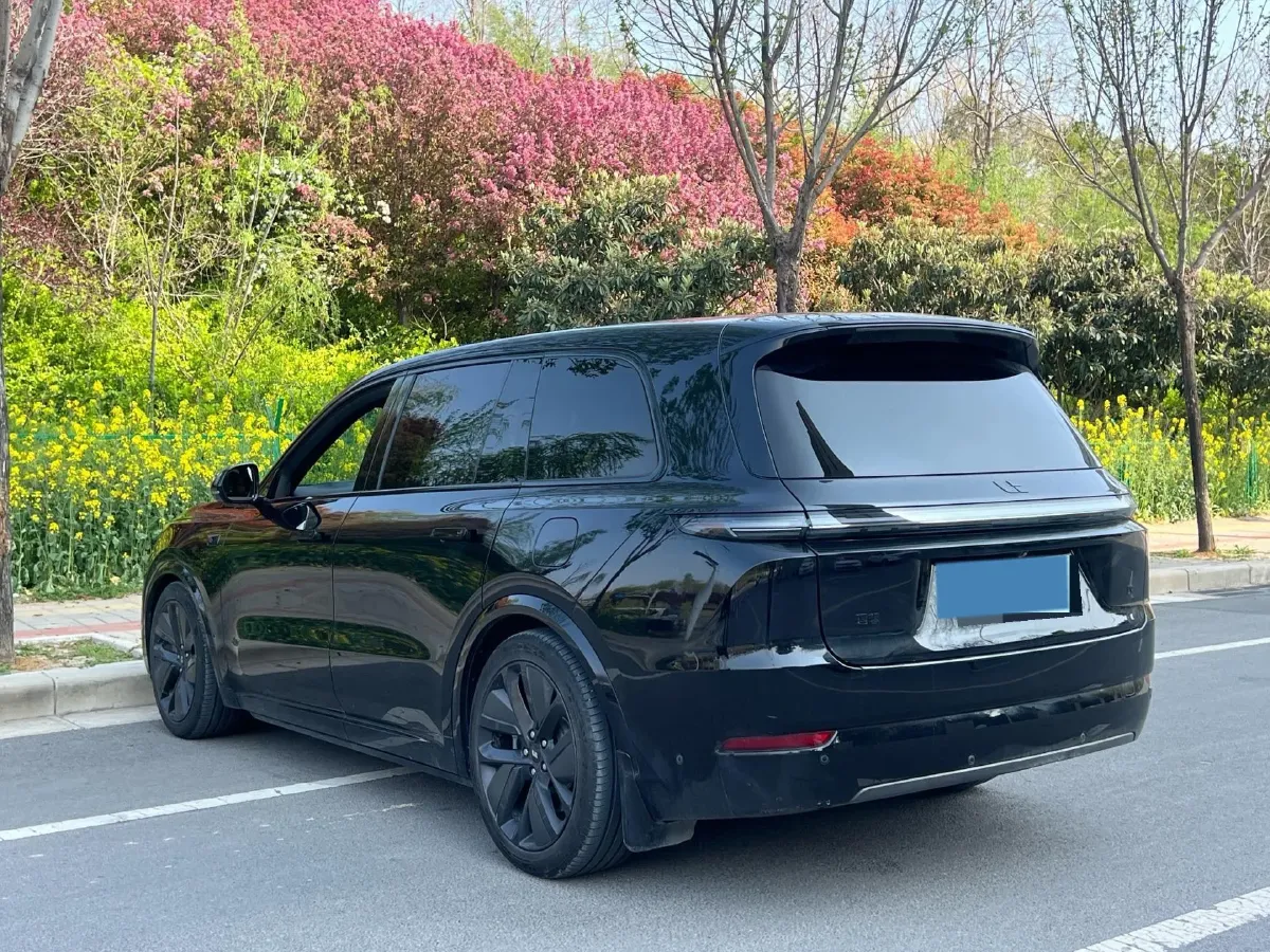 2022 Li L9 Range Extended 154HP REEV 42.6KWH,autocango,china used car exporter,china ev exporter,chinese used car exporter,chinese used ev exporter