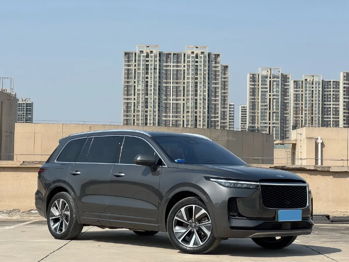 2021 Li ONE Range Extended 131HP REEV 40.5KWH,autocango,china used car exporter,china ev exporter,chinese used car exporter,chinese used ev exporter