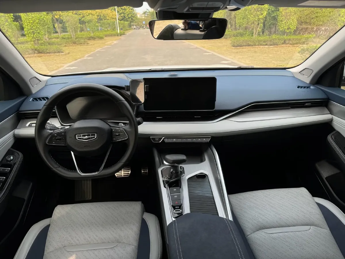 2021 Geely Preface 2.0T 190HP L4 7DCT,autocango,china used car exporter,china ev exporter,chinese used car exporter,chinese used ev exporter