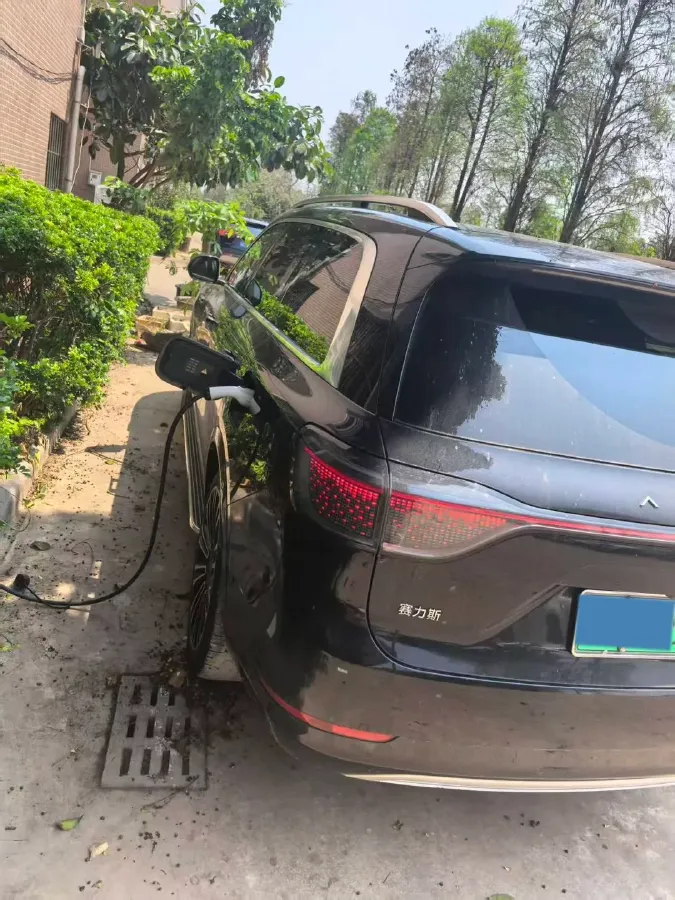 2024 AITO AITO M9 1.5T 152HP L4 REEV 42KWH,autocango,china used car exporter,china ev exporter,chinese used car exporter,chinese used ev exporter