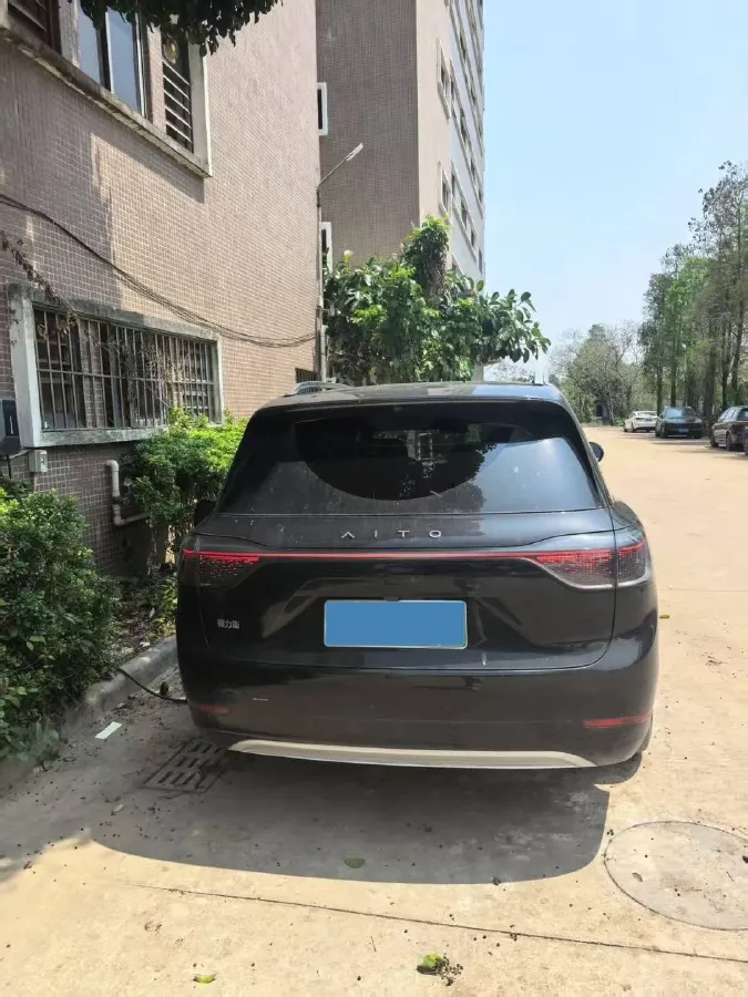 2024 AITO AITO M9 1.5T 152HP L4 REEV 42KWH,autocango,china used car exporter,china ev exporter,chinese used car exporter,chinese used ev exporter