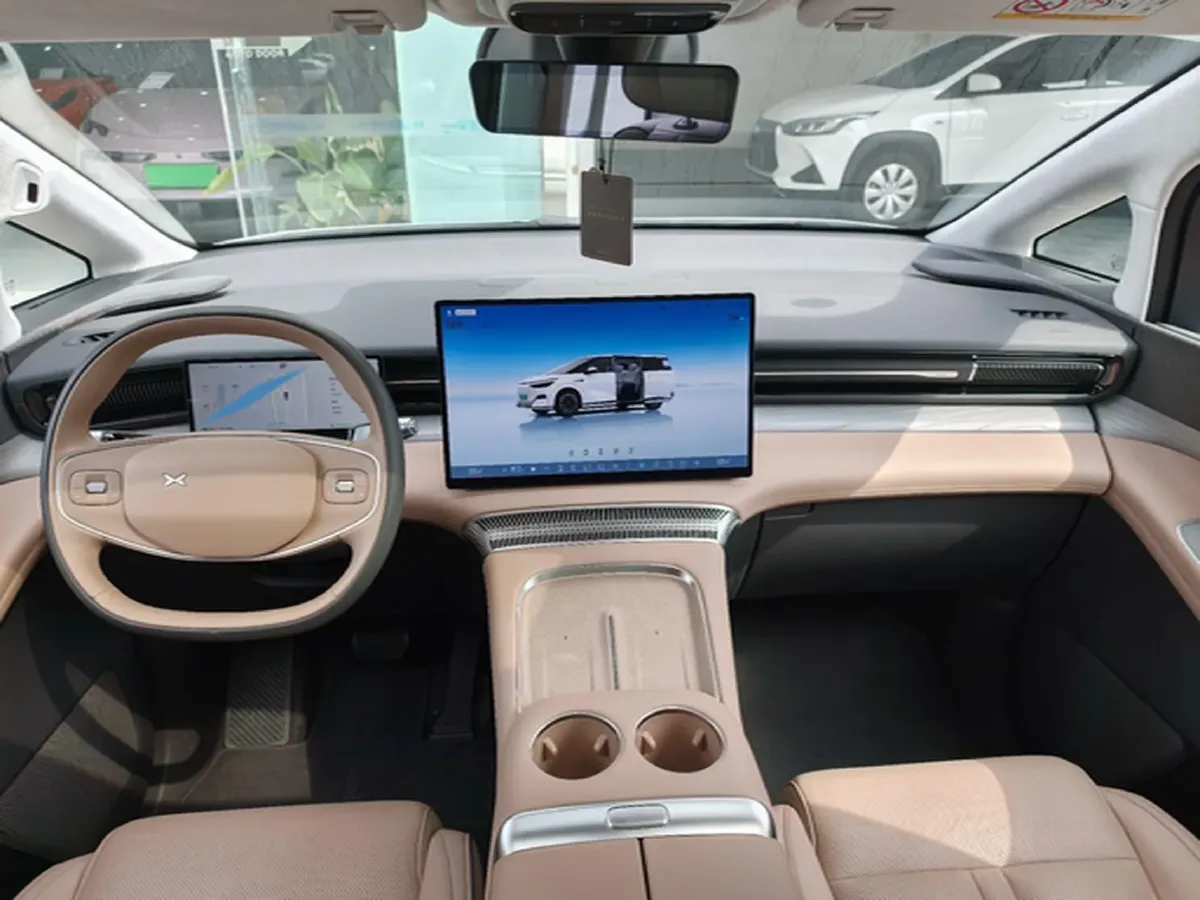 2025 Xpeng X9 BEV,autocango,china used car exporter,china ev exporter,chinese used car exporter,chinese used ev exporter
