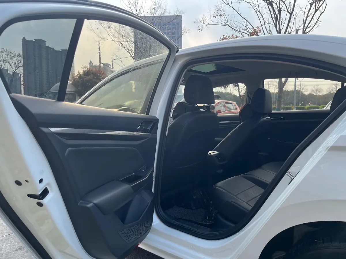 2021 Volkswagen Bora 1.5L 113HP L4 6AT,autocango,china used car exporter,china ev exporter,chinese used car exporter,chinese used ev exporter