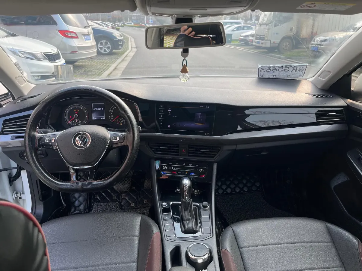2021 Volkswagen Bora 1.5L 113HP L4 6AT,autocango,china used car exporter,china ev exporter,chinese used car exporter,chinese used ev exporter