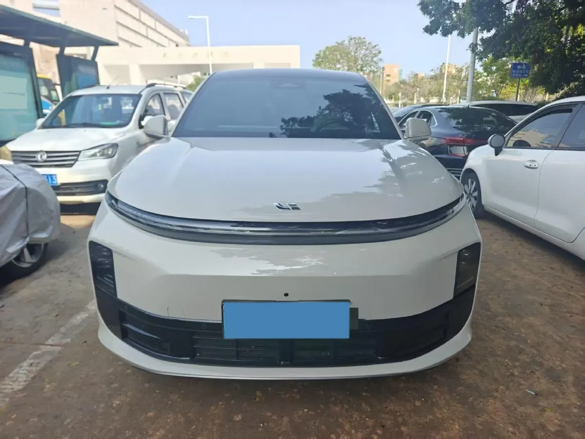 2024 Li L6 Range Extended 154HP L4 REEV 36.8KWH,autocango,china used car exporter,china ev exporter,chinese used car exporter,chinese used ev exporter