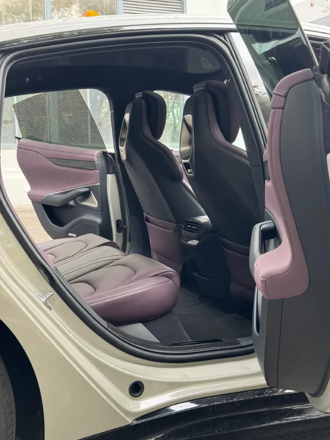 2024 MI SU7 BEV 101KWH,autocango,china used car exporter,china ev exporter,chinese used car exporter,chinese used ev exporter