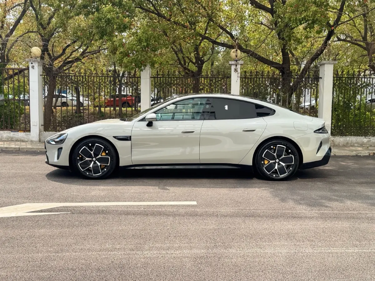 2024 MI SU7 BEV 101KWH,autocango,china used car exporter,china ev exporter,chinese used car exporter,chinese used ev exporter