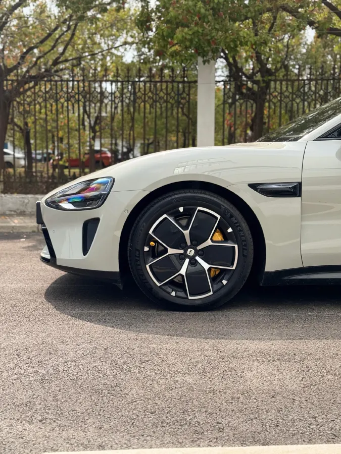 2024 MI SU7 BEV 101KWH,autocango,china used car exporter,china ev exporter,chinese used car exporter,chinese used ev exporter