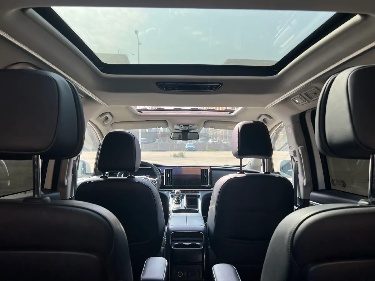 2021 GAC Trumpchi M8 2.0T 252HP L4 8AT,autocango,china used car exporter,china ev exporter,chinese used car exporter,chinese used ev exporter