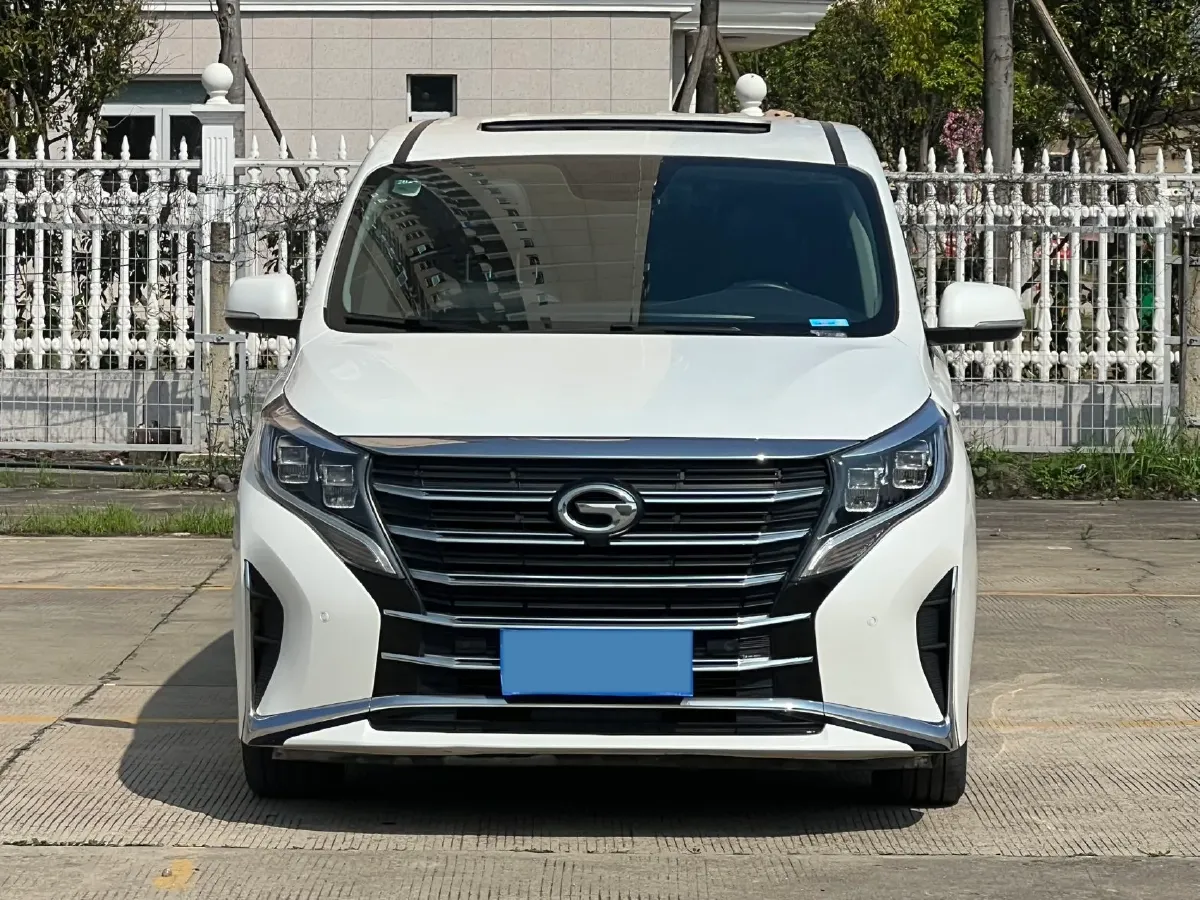 2021 GAC Trumpchi M8 2.0T 252HP L4 8AT,autocango,china used car exporter,china ev exporter,chinese used car exporter,chinese used ev exporter
