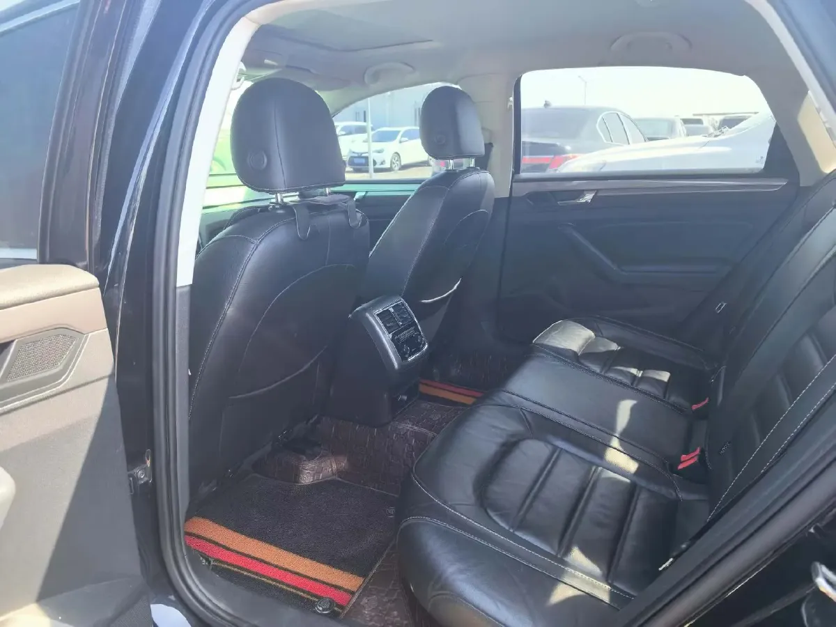 2017 Volkswagen Passat 1.4T 150HP L4 7DCT,autocango,china used car exporter,china ev exporter,chinese used car exporter,chinese used ev exporter