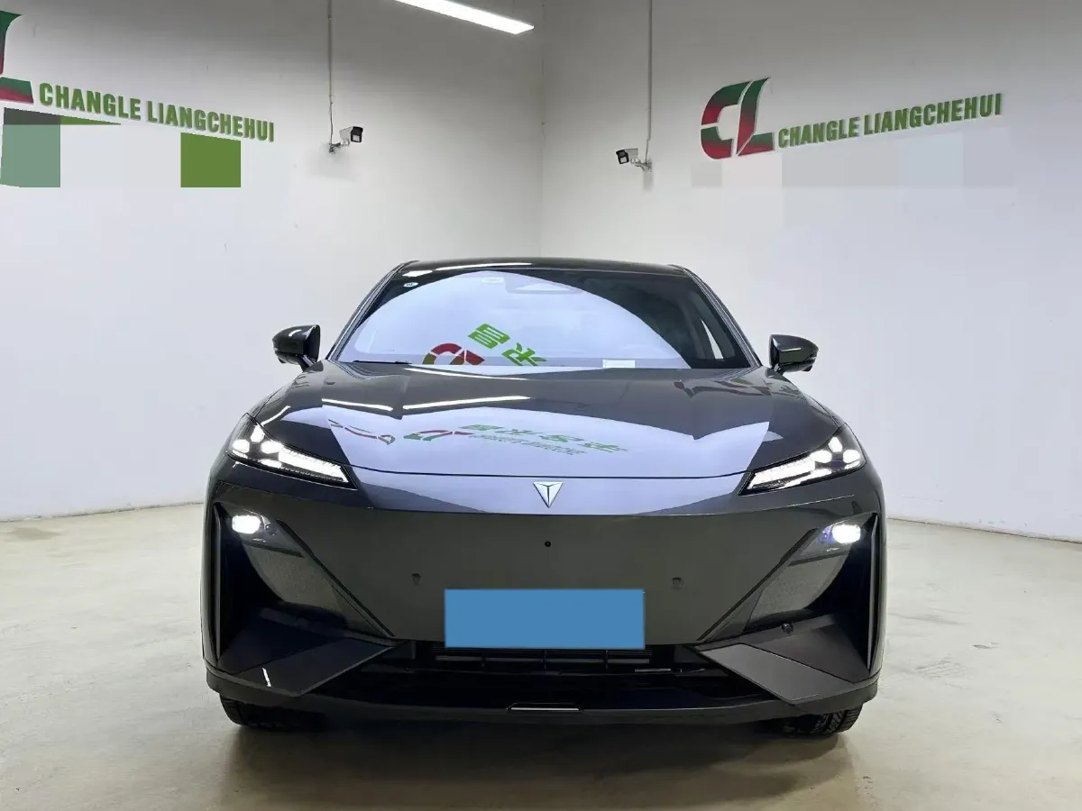 2025 Deepal S07 BEV 68.82KWH,autocango,china used car exporter,china ev exporter,chinese used car exporter,chinese used ev exporter