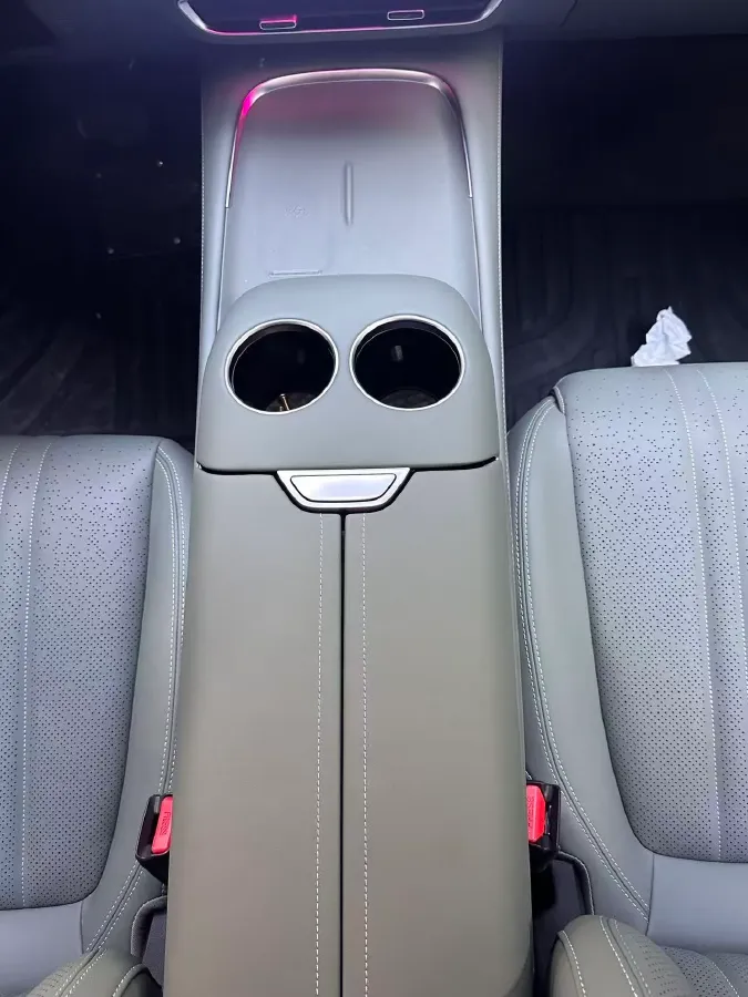 2025 Deepal S07 BEV 68.82KWH,autocango,china used car exporter,china ev exporter,chinese used car exporter,chinese used ev exporter