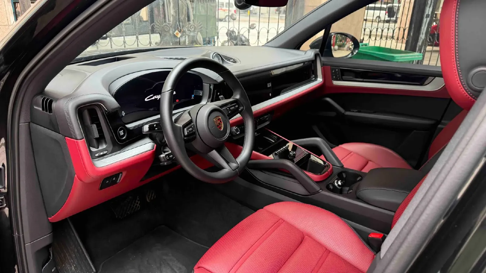 2024 Porsche Cayenne 3.0T 354HP V6 8AT,autocango,china used car exporter,china ev exporter,chinese used car exporter,chinese used ev exporter