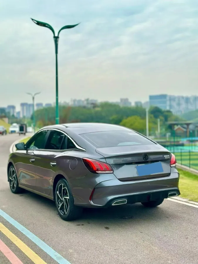 2023 MG 5 1.5L 129HP L4 CVT,autocango,china used car exporter,china ev exporter,chinese used car exporter,chinese used ev exporter