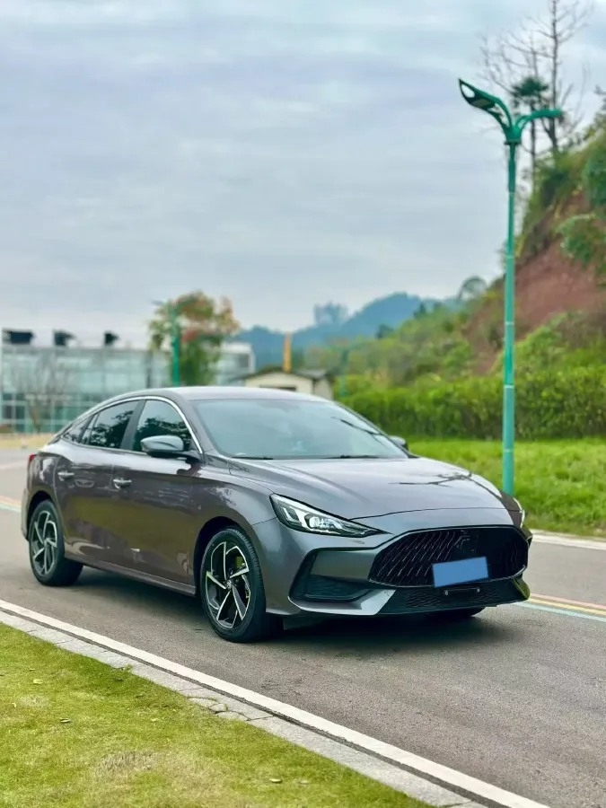 2023 MG 5 1.5L 129HP L4 CVT,autocango,china used car exporter,china ev exporter,chinese used car exporter,chinese used ev exporter