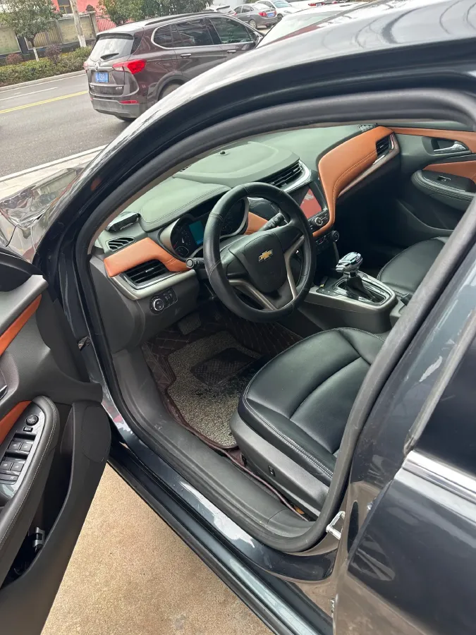 2018 Chevrolet Malibu 1.5T 170HP L4 6AT,autocango,china used car exporter,china ev exporter,chinese used car exporter,chinese used ev exporter