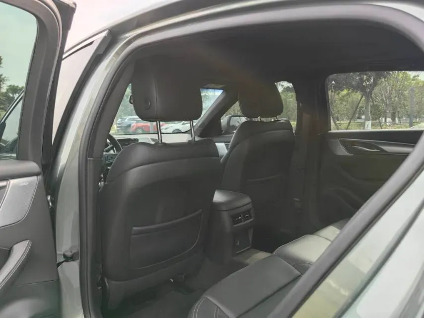 2023 Cadillac CT5 2.0T 237HP L4 10AT,autocango,china used car exporter,china ev exporter,chinese used car exporter,chinese used ev exporter