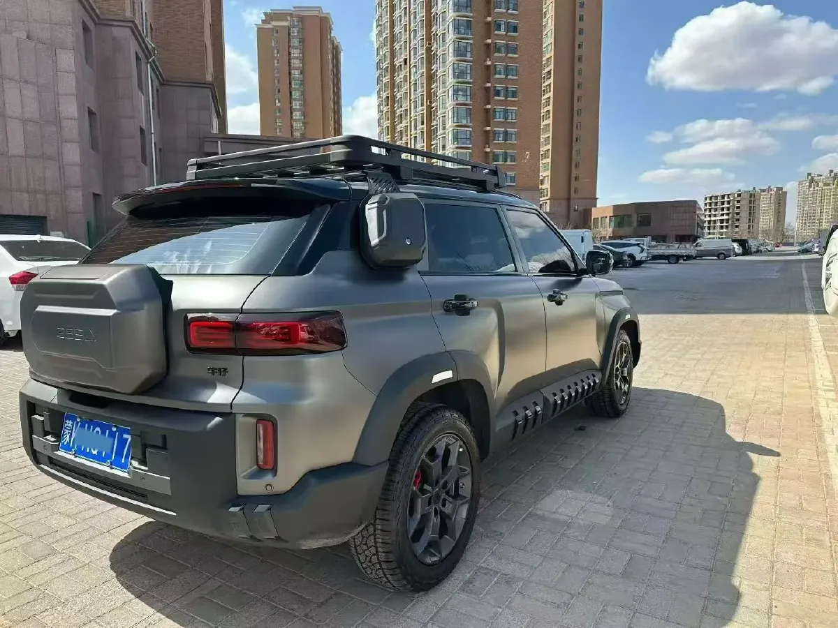 2025 Geely Cowboy 1.5T 181HP L4 7DCT,autocango,china used car exporter,china ev exporter,chinese used car exporter,chinese used ev exporter