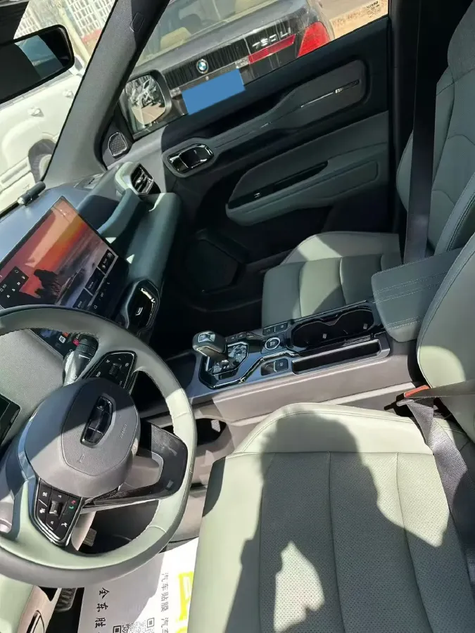 2025 Geely Cowboy 1.5T 181HP L4 7DCT,autocango,china used car exporter,china ev exporter,chinese used car exporter,chinese used ev exporter