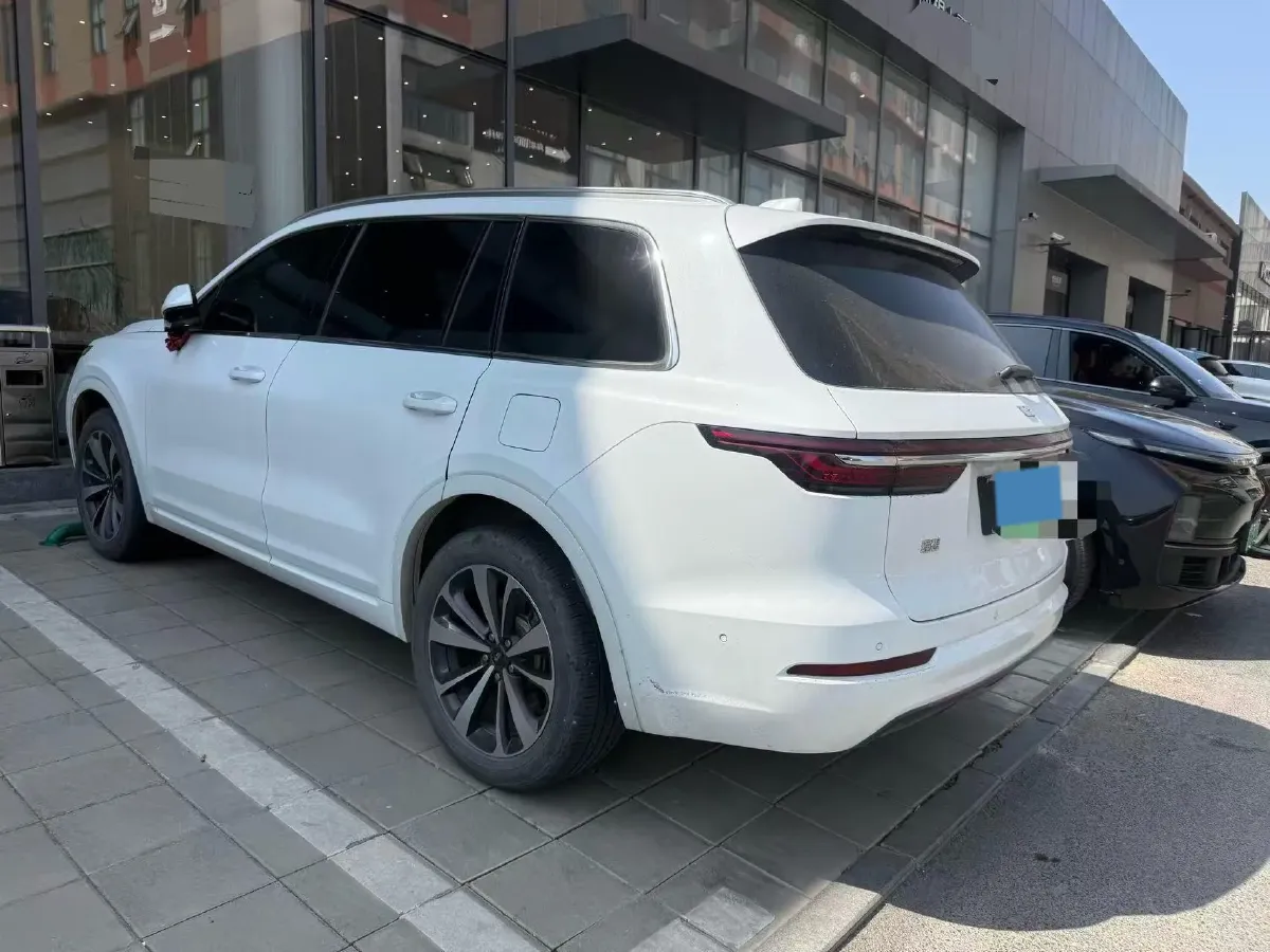 2021 Li ONE Range Extended 131HP REEV 40.5KWH,autocango,china used car exporter,china ev exporter,chinese used car exporter,chinese used ev exporter