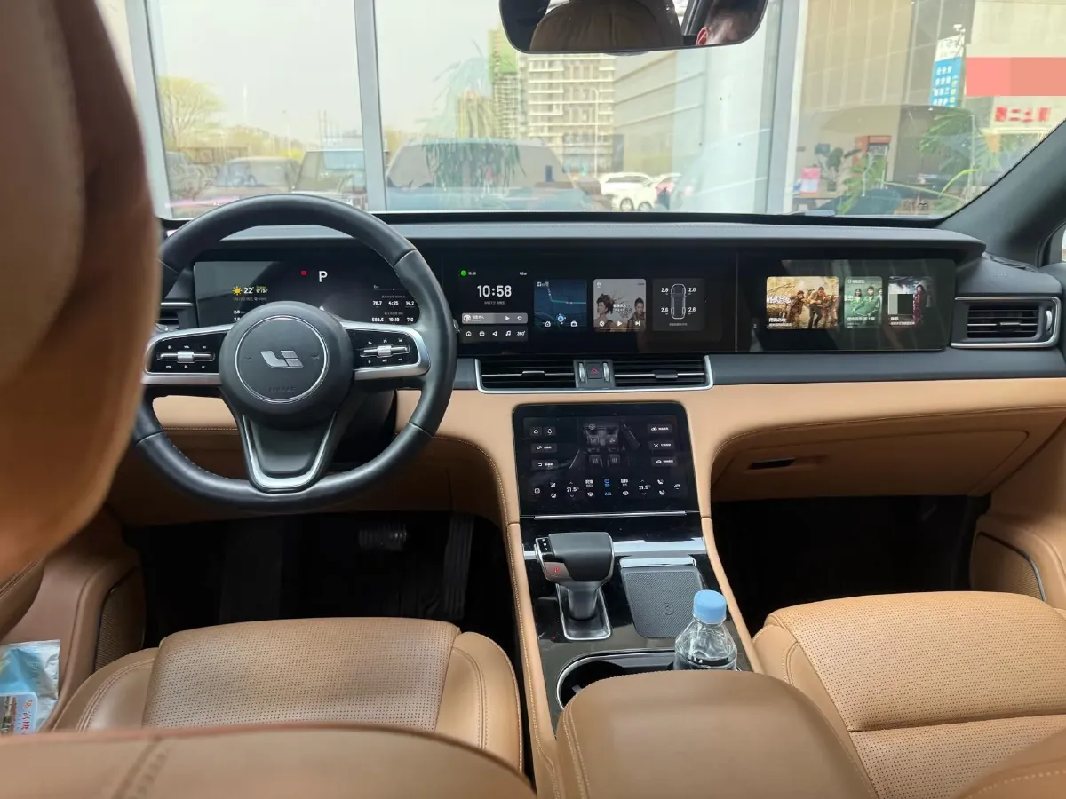 2021 Li ONE Range Extended 131HP REEV 40.5KWH,autocango,china used car exporter,china ev exporter,chinese used car exporter,chinese used ev exporter