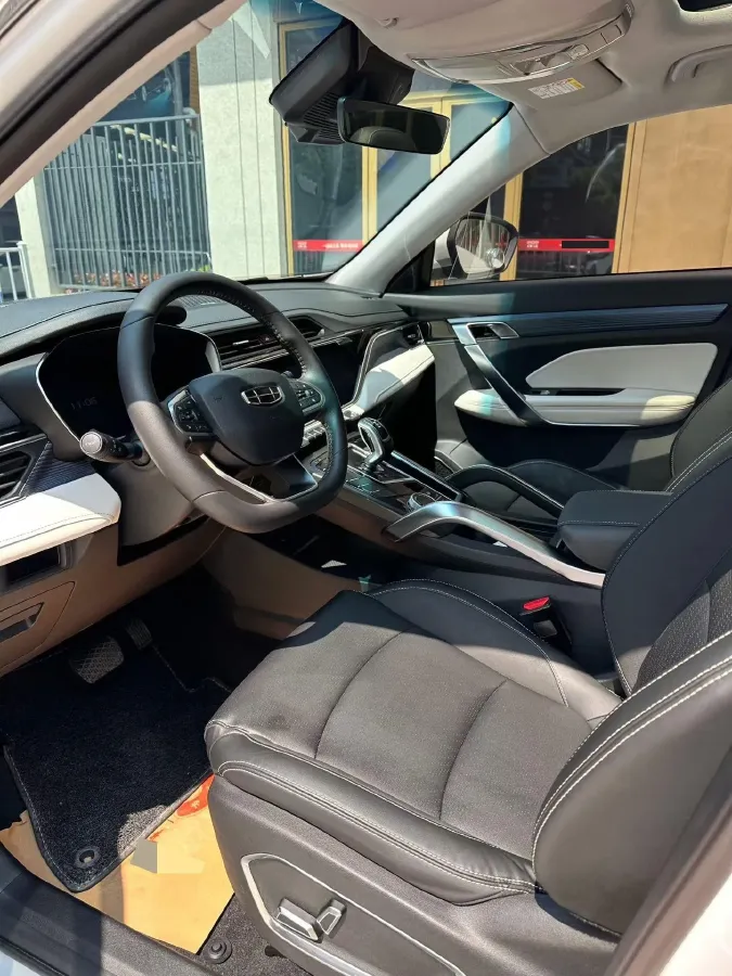 2022 Geely Azkarra 1.8T 184HP L4 7DCT,autocango,china used car exporter,china ev exporter,chinese used car exporter,chinese used ev exporter