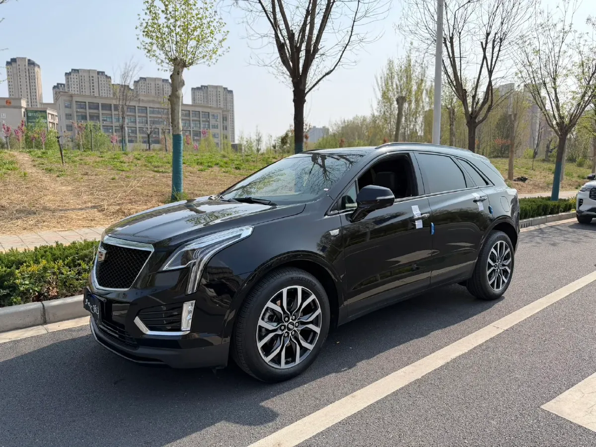 2024 Cadillac XT5 2.0T 237HP L4 9AT,autocango,china used car exporter,china ev exporter,chinese used car exporter,chinese used ev exporter