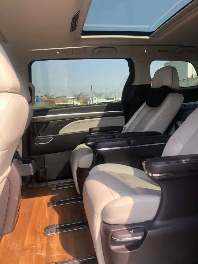 2021 GAC Trumpchi M8 2.0T 252HP L4 8AT,autocango,china used car exporter,china ev exporter,chinese used car exporter,chinese used ev exporter