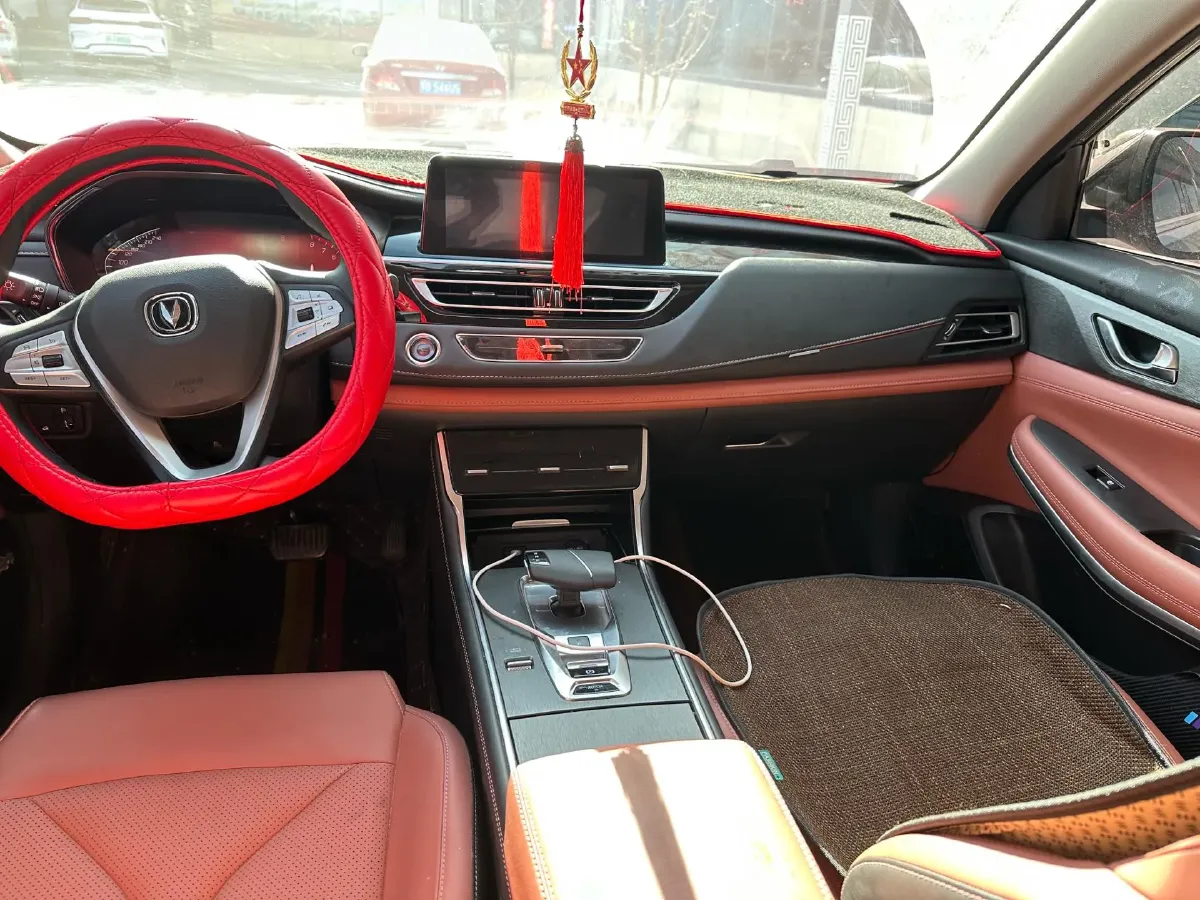 2024 ChangAn CS75 1.5T 188HP L4 7DCT,autocango,china used car exporter,china ev exporter,chinese used car exporter,chinese used ev exporter