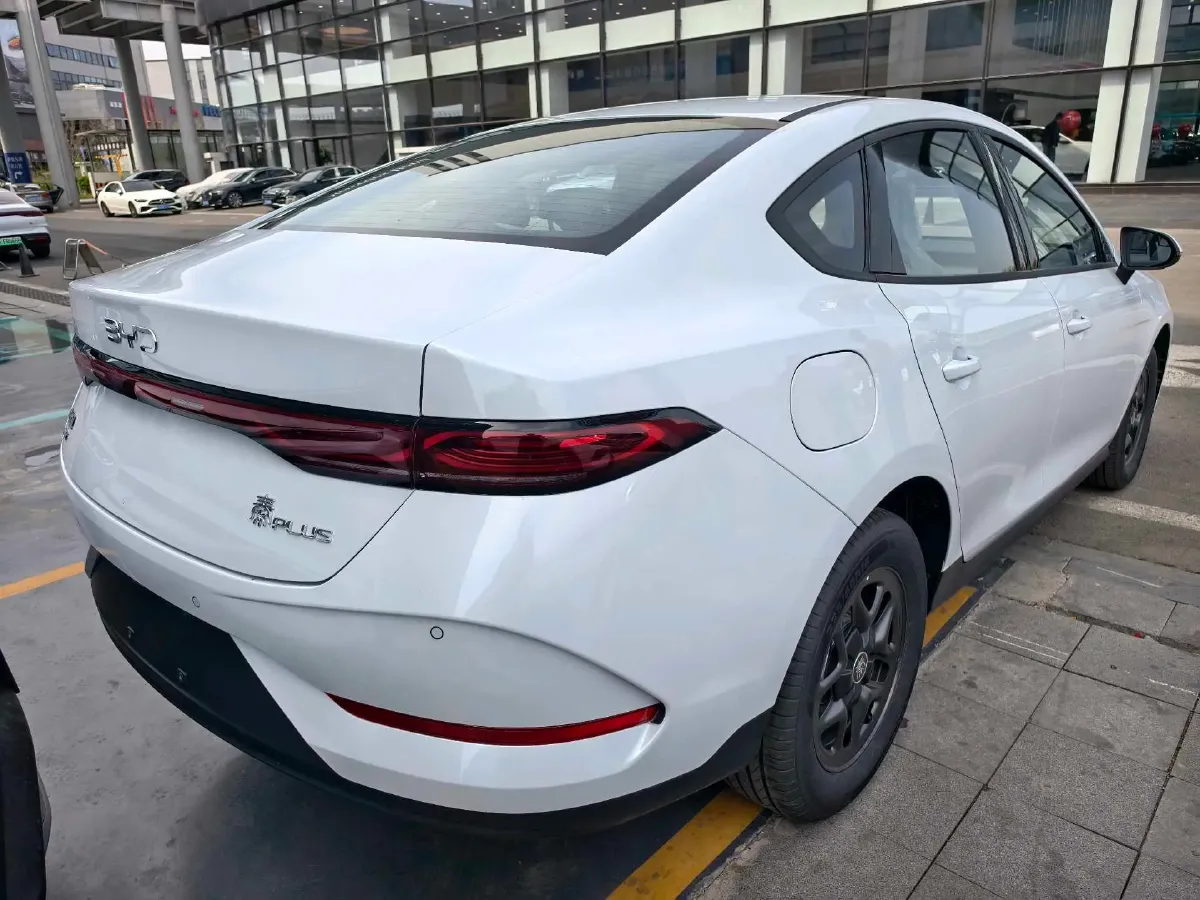 2026 BYD Qin Plus 1.5L 101HP L4 E-CVT PHEV,autocango,china used car exporter,china ev exporter,chinese used car exporter,chinese used ev exporter