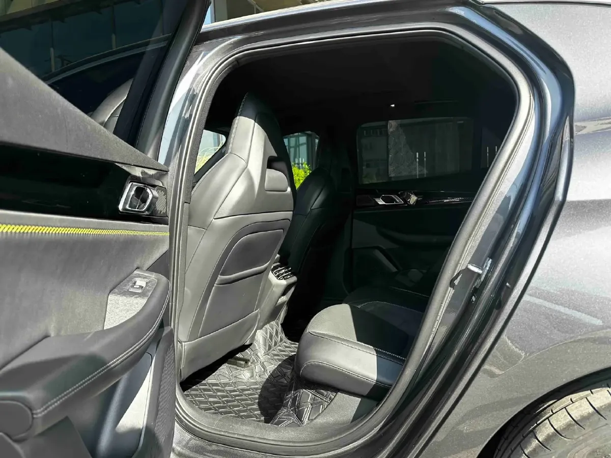 2025 LYNK&CO 03 1.5T 181HP L4 7DCT,autocango,china used car exporter,china ev exporter,chinese used car exporter,chinese used ev exporter