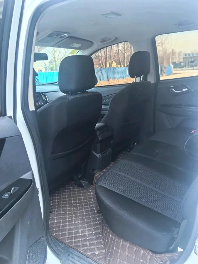 2019 Isuzu LingTuo 2.5T 129HP L4 6MT,autocango,china used car exporter,china ev exporter,chinese used car exporter,chinese used ev exporter