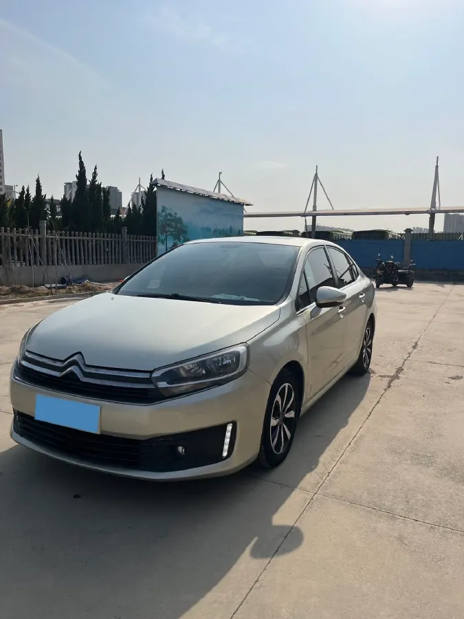 2018 Citroen C4 C-Quatre 1.6L 117HP L4 6AT,autocango,china used car exporter,china ev exporter,chinese used car exporter,chinese used ev exporter