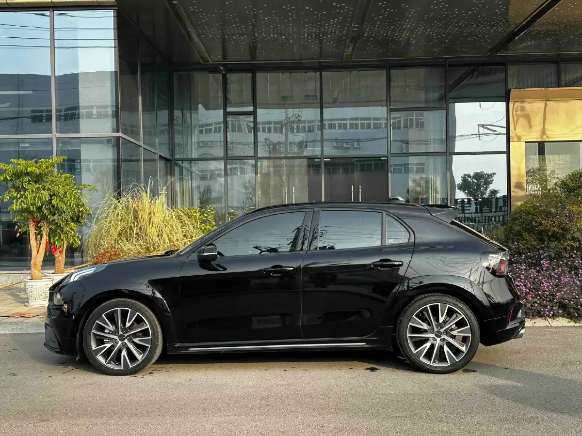 2022 LYNK&CO 02 Hatchback 2.0T 190HP L4 7DCT,autocango,china used car exporter,china ev exporter,chinese used car exporter,chinese used ev exporter