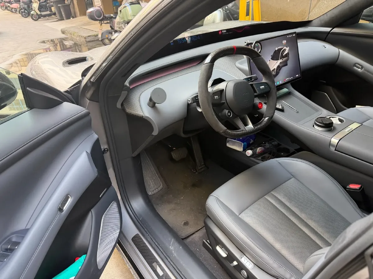 2025 MI YU7 BEV 101.7KWH,autocango,china used car exporter,china ev exporter,chinese used car exporter,chinese used ev exporter