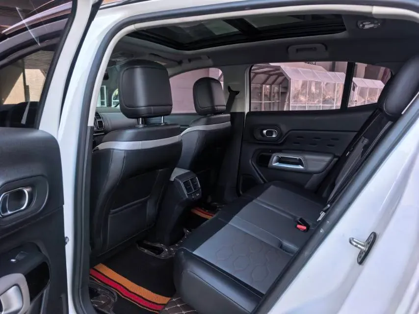 2019 Citroen C5 Aircross 1.6T 170HP L4 6AT,autocango,china used car exporter,china ev exporter,chinese used car exporter,chinese used ev exporter