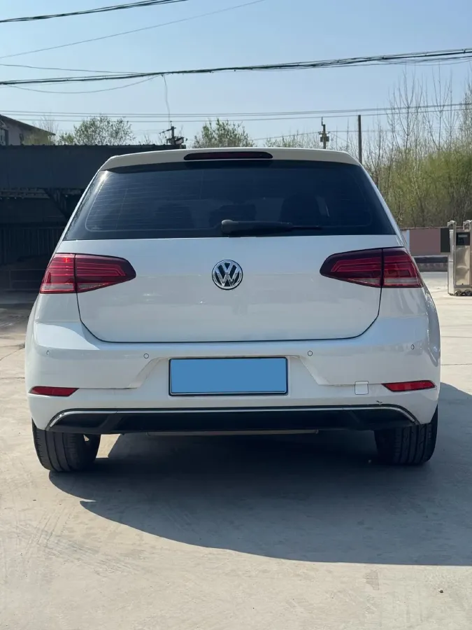 2018 Volkswagen Golf 1.6L 110HP L4 6AT,autocango,china used car exporter,china ev exporter,chinese used car exporter,chinese used ev exporter