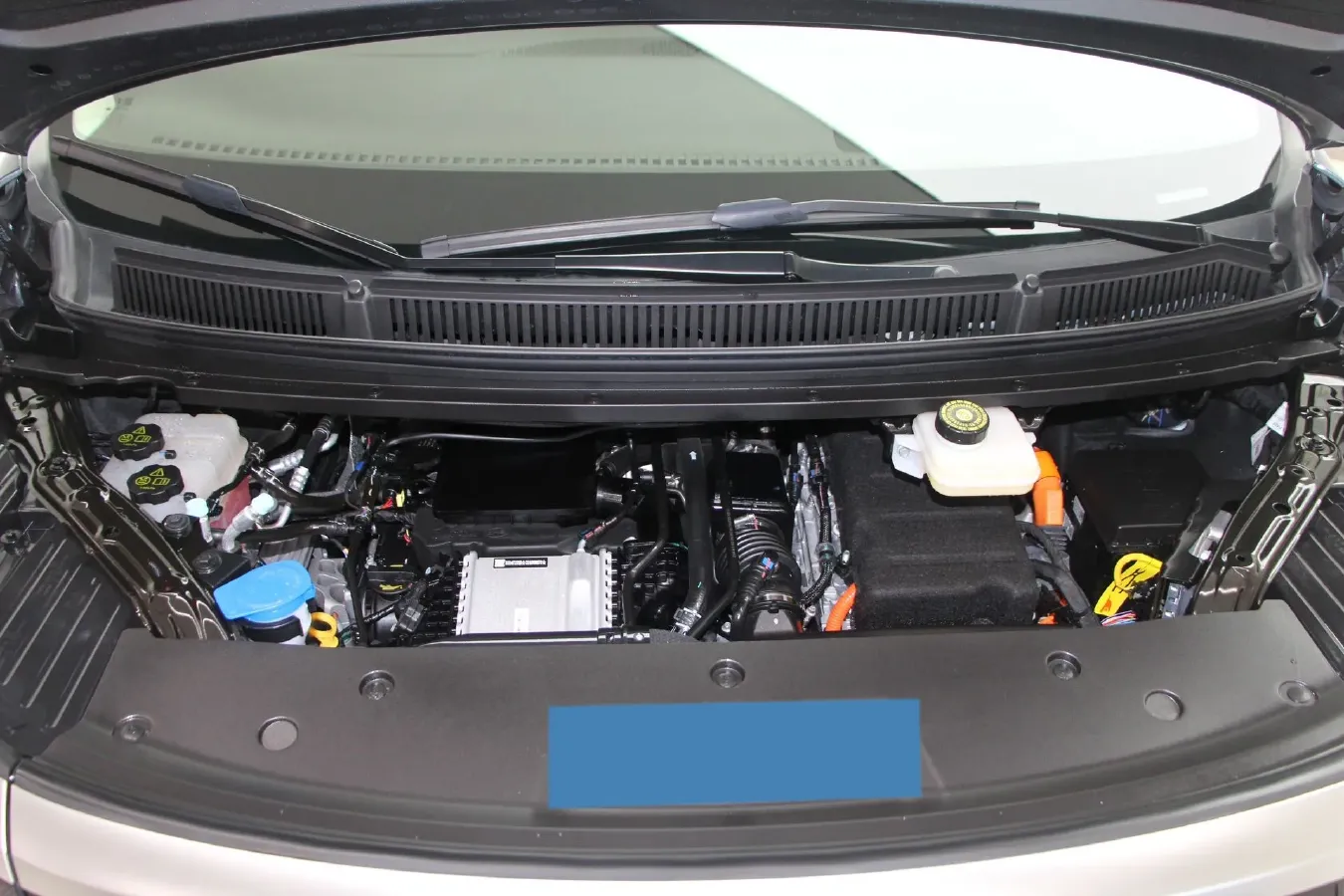 2025 Denza D9 1.5T 156HP L4 E-CVT PHEV 40KWH,autocango,china used car exporter,china ev exporter,chinese used car exporter,chinese used ev exporter