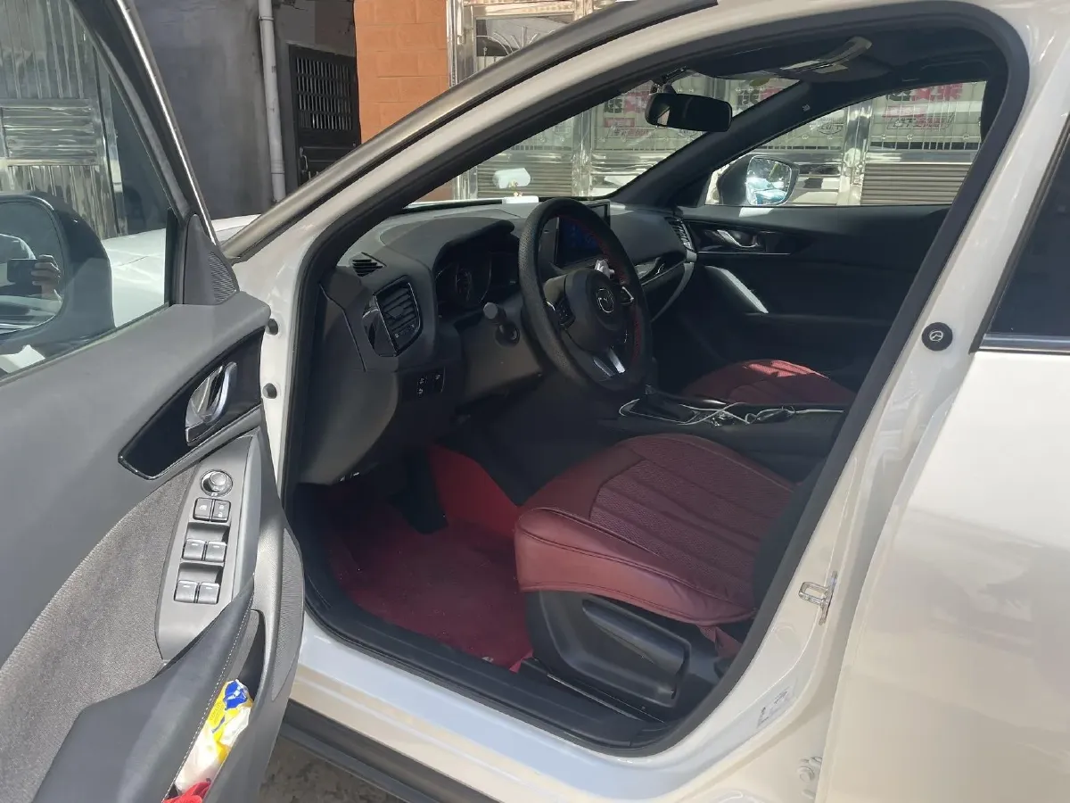 2021 Mazda CX-4 2.0L 158HP L4 6AT,autocango,china used car exporter,china ev exporter,chinese used car exporter,chinese used ev exporter