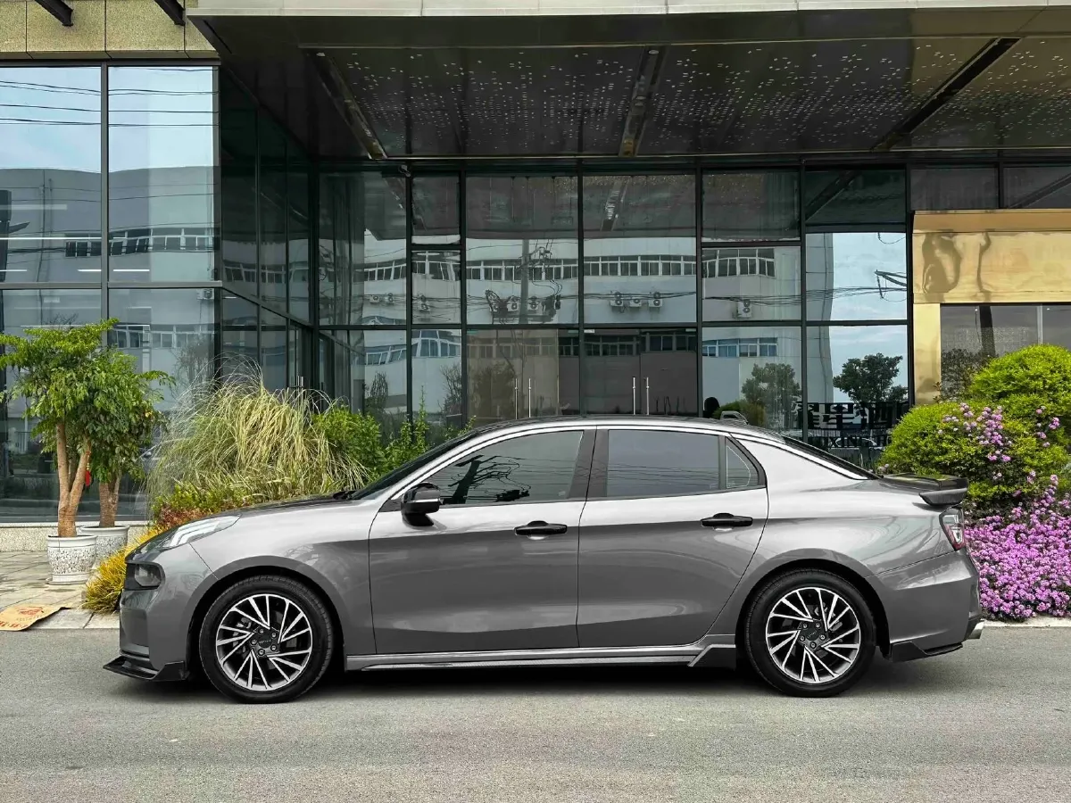 2022 LYNK&CO 03 2.0T 190HP L4 7DCT,autocango,china used car exporter,china ev exporter,chinese used car exporter,chinese used ev exporter