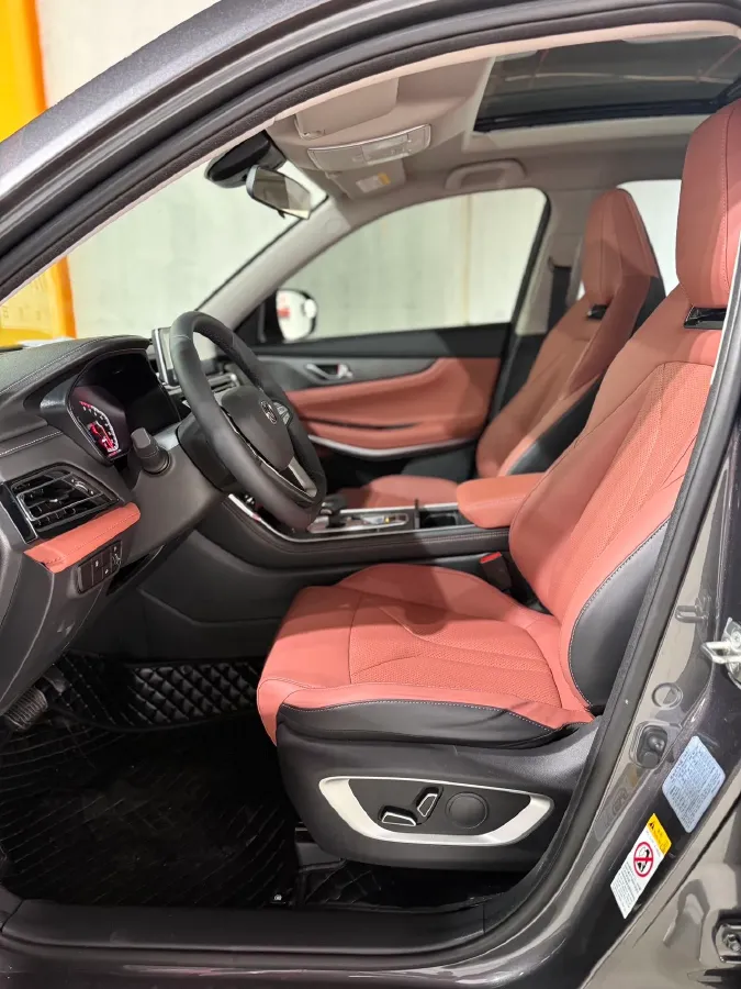 2024 ChangAn CS75 1.5T 188HP L4 7DCT,autocango,china used car exporter,china ev exporter,chinese used car exporter,chinese used ev exporter